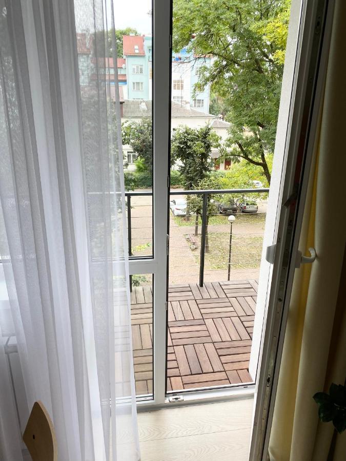 White Goose Apartment Ivano-Frankivsk Exterior photo
